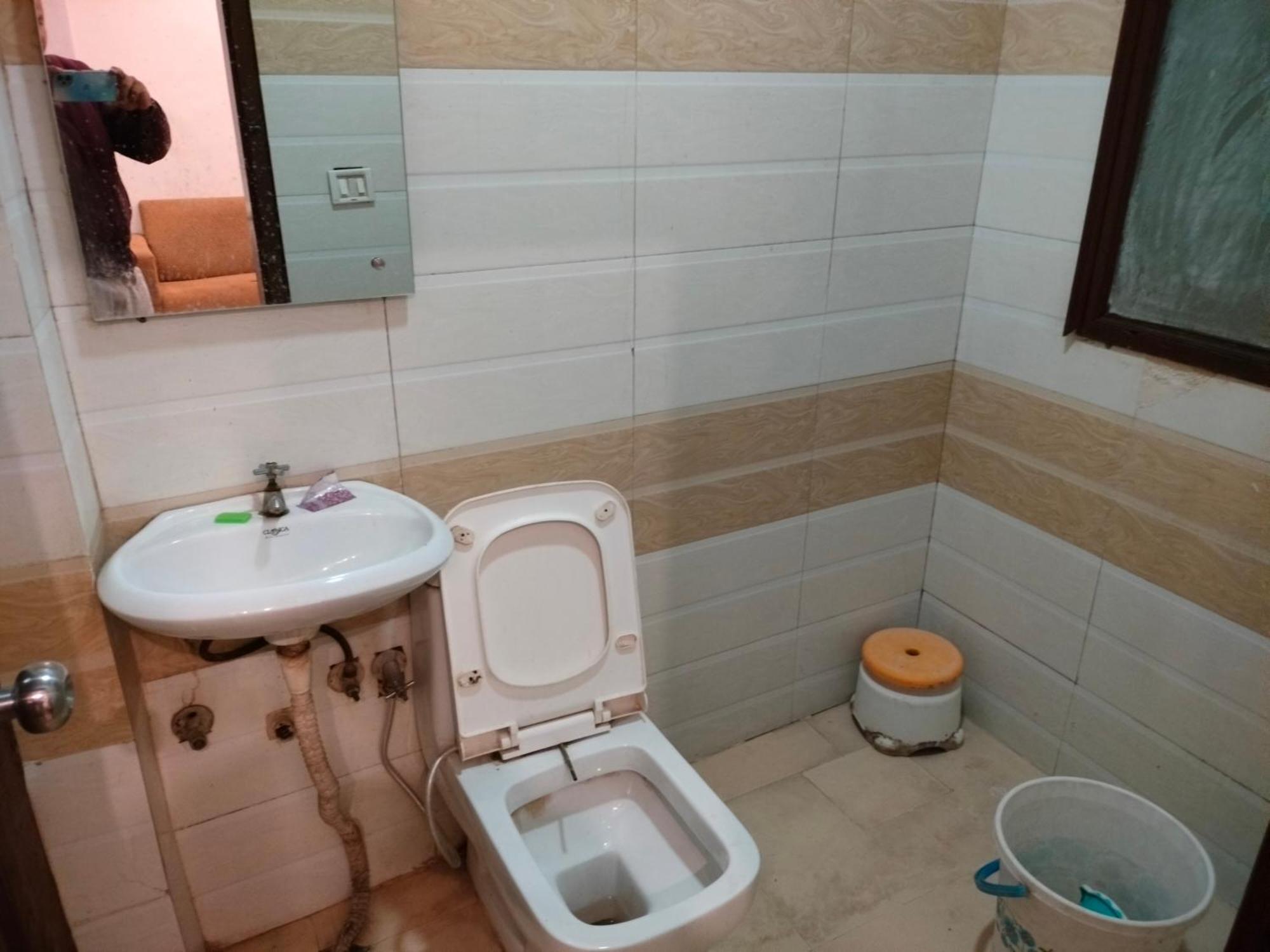 Hotel Geetanjali Inn ニューデリー エクステリア 写真